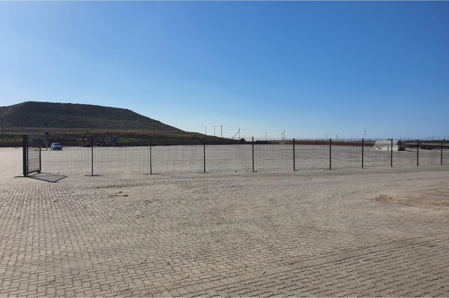 To Let commercial Property for Rent in Markman Industrial Eastern Cape